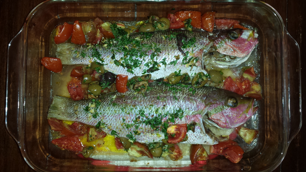 roasted yellowfin with tomatoes and olives_whole